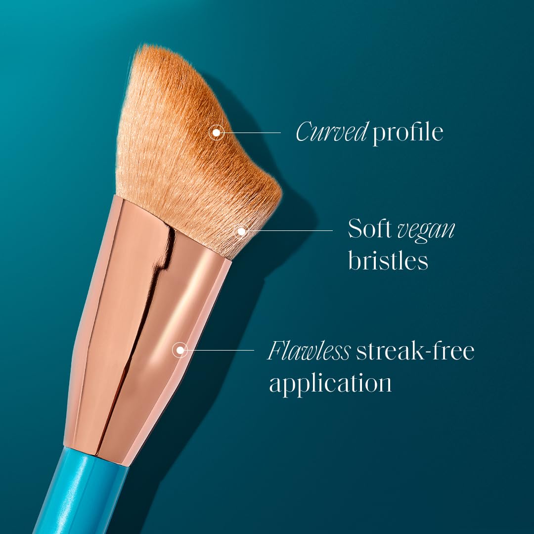 St.Tropez Flawless Tan Face Brush - Achieve a Perfect Glow | 1 Count