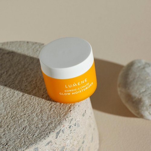 Lumene Nordic-C Valo Glow Moisturizer - Radiance Boosting Facial Cream for Dry Skin - Hyaluronic Acid & Vitamin C Enriched - 100% Vegan Skin Care (1.7 oz)