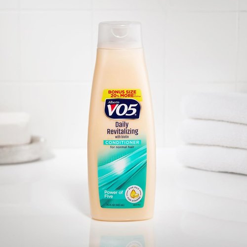 Alberto VO5 Daily Revitalizing Conditioner - Moisturizing Formula with Biotin & 5 Oils - 15 oz