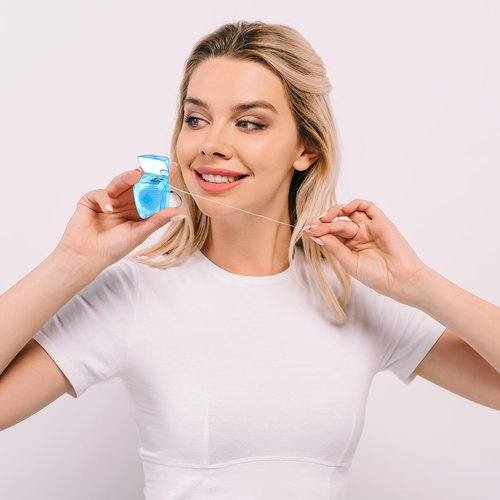 Landical 50 Pcs Mini Dental Floss Keychain Bulk Tooth Shaped Portable Floss Cleaning for Travel Homeless Donated Gifts Teeth Cleaning Oral Care 15 M /16.4 Yard (Multicolor)