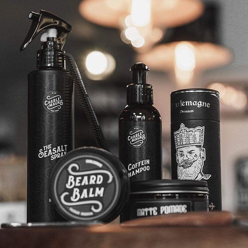 Charlemagne Beard Oil - 30ml Vegan & Leather Scented Men's Grooming Oil - Boosts Beard Growth - Made in Germany