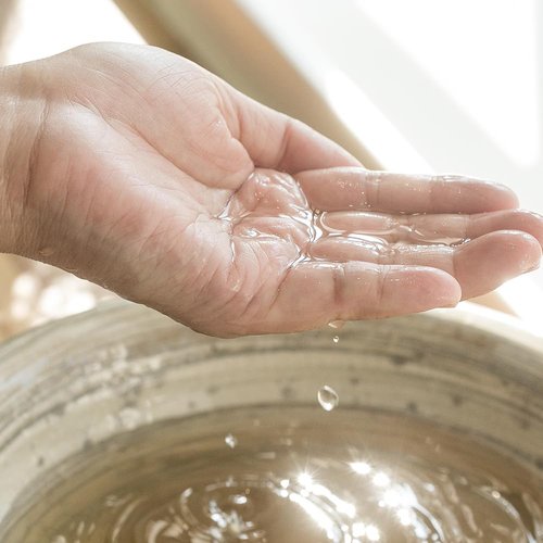 Slow Living Beauty Organic Mugwort Bath Water additive for Women's Healty, Beauty and Moist Skin 12 Packs