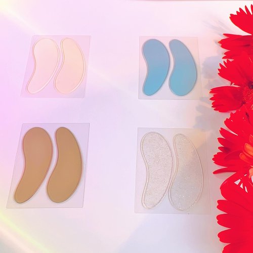 Under Eye Patches for Lash Lift and Eyelash Extension - Durable Gel Pads to Separate Upper & Lower Lashes - Sticky Moon Shape Patch Fits Eyelids - Eyelash Mask Cover in 4 Colors