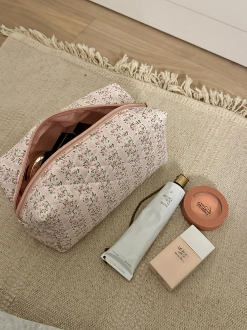 KFVIM Floral Make Up Bag Coquette Cosmetic Bag Quilted Makeup Bag for Women Portable Toiletry Bag Travel (pink)