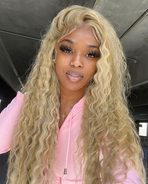 SAPPHIREWIGS Curly Lace Front Wigs Highlight Blonde Long Water Wave Synthetic Wig Pre-plucked Hairline Blonde for Black Women 26inch