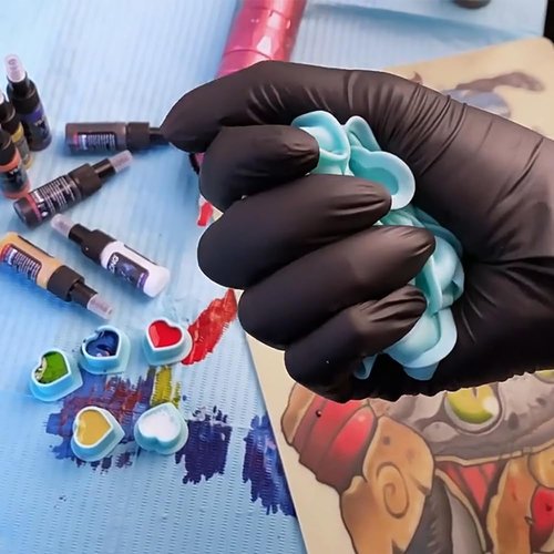 200Pcs Heart Ink Caps with Base Silicone Disposable Tattoo Pigment Cup for Tattooing Supplies