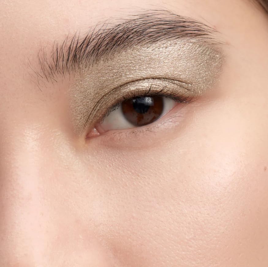 Victoria Beckham Eyewear Longwear Eyeshadow Stick - Luxurious Oyster Shade for All-Day Wear