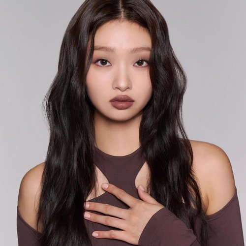 Javin De Seoul Wink Lip Shade Primer - Smudge-Proof, Long-Lasting Base in Pale Beige