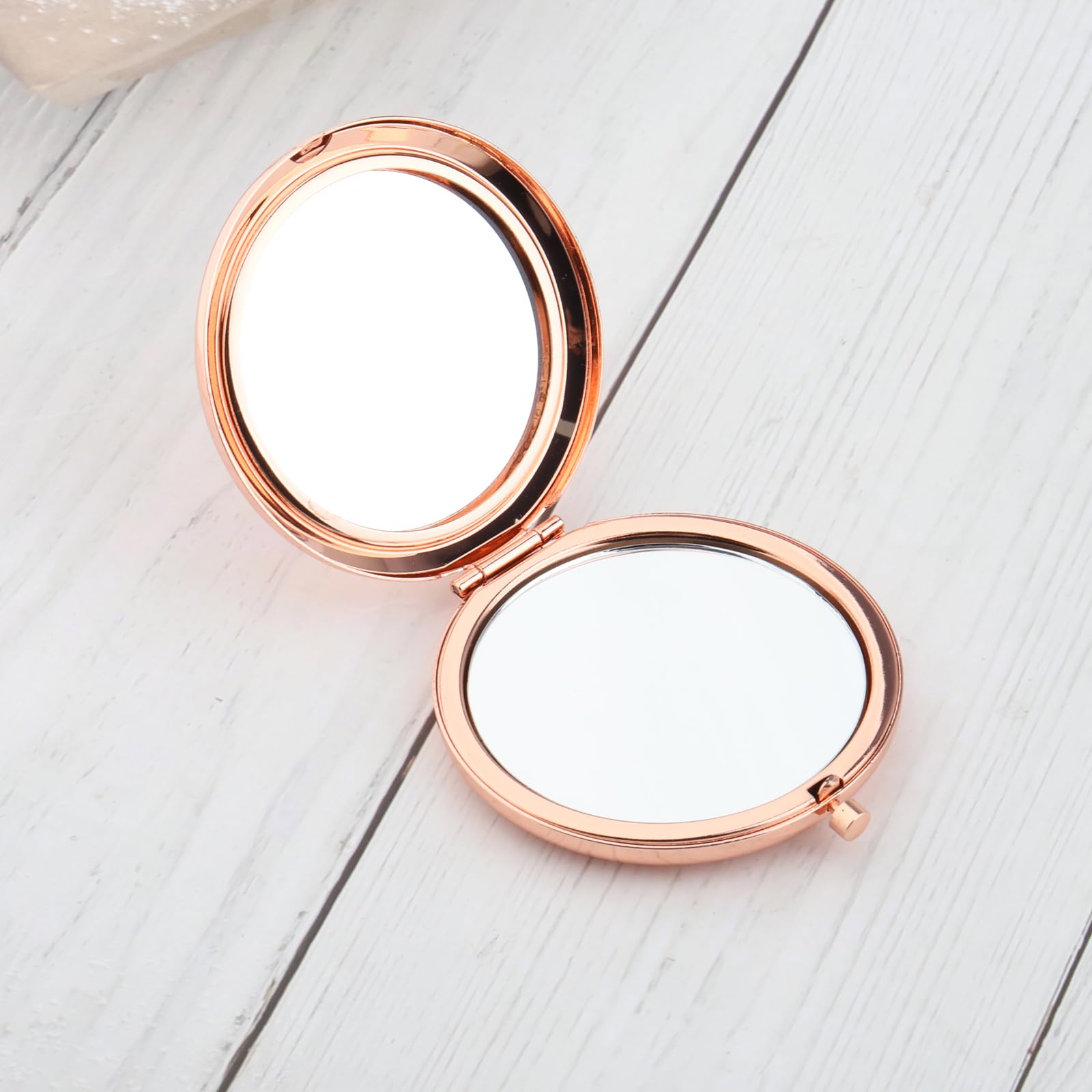 WUSUANED Funny Dog Makeup Mirror It’s Not What We Have in Life It’s Who We Have in Our Life Jewelry Cartoon Dog Lover Gift Dogs Mom Gift (artoon S Dog Mirror 2)