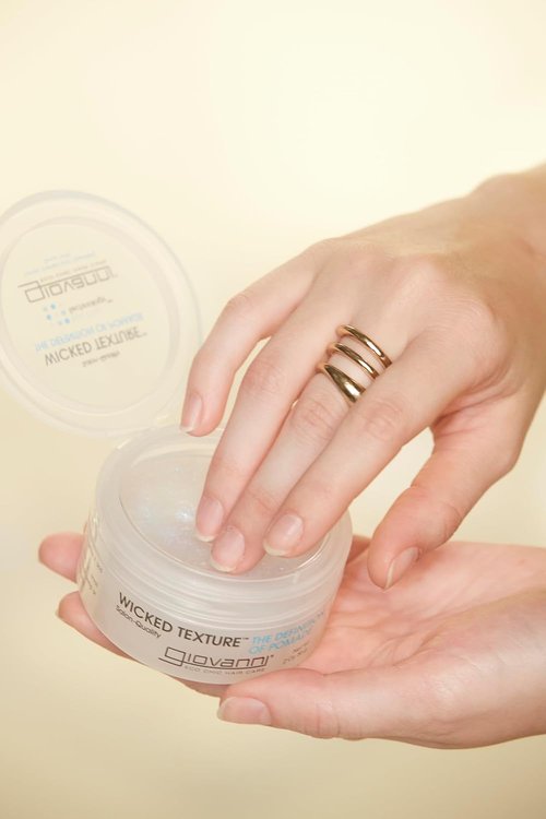 GIOVANNI Wicked Texture Pomade - Water-Based Hair Styling Formula for Shaping & Smoothing - 2 Oz