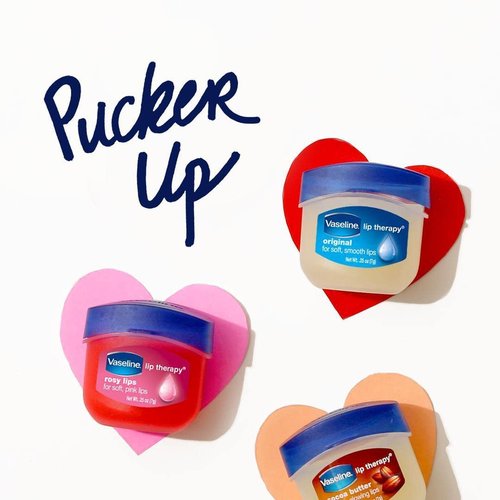 Vaseline Cocoa Radiant Spray Body Lotion 2-Pack + Mini Lip Therapy for Soft, Glowing Skin & Lips