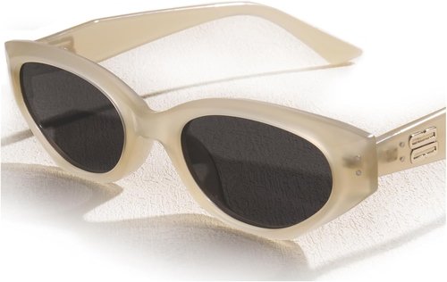FURTALK Oval Sunglasses - Vintage Cat Eye Design with Polarized UV Protection | Stylish 90s Trendy Sunnies