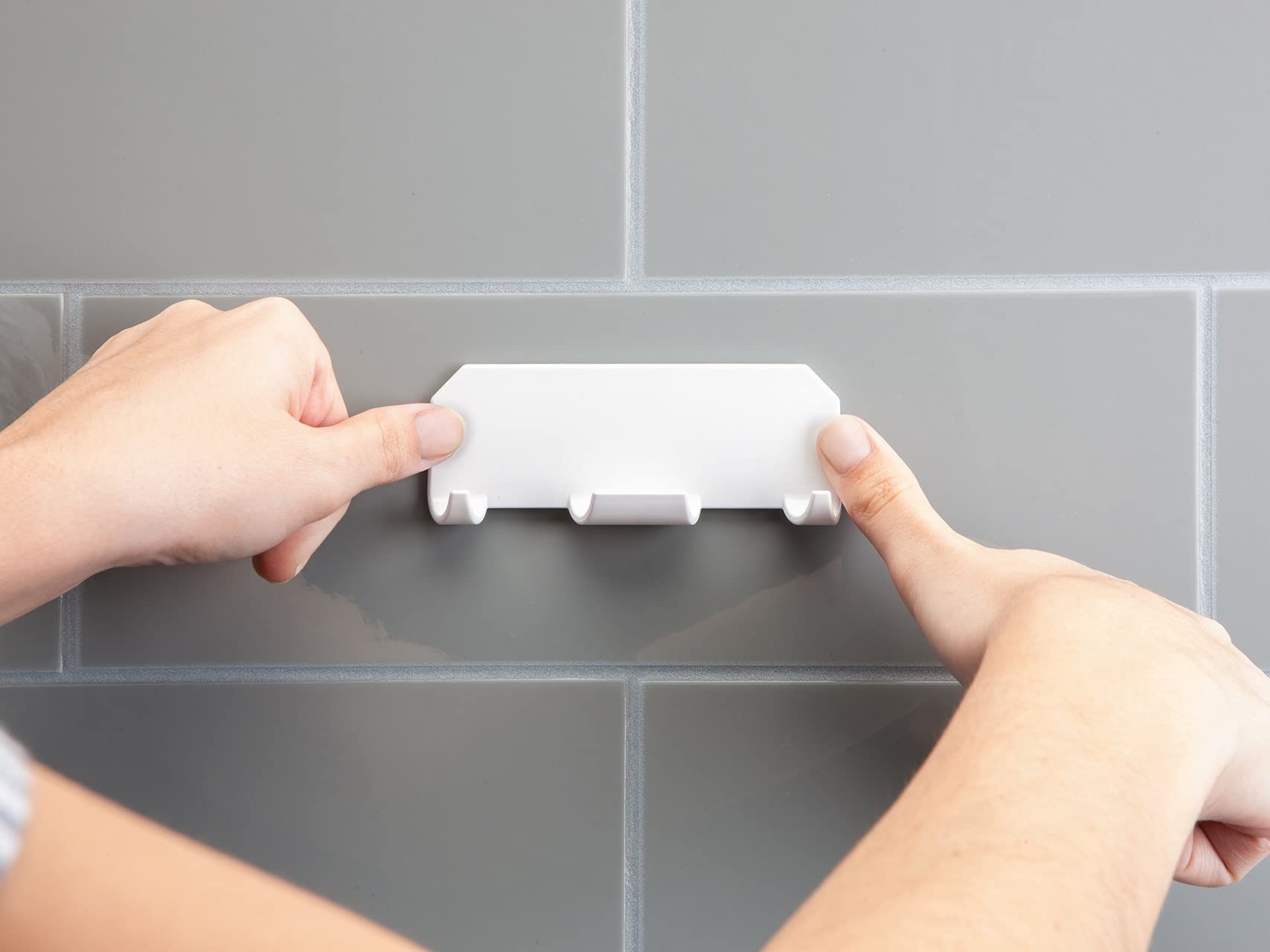 WeatherTech RazorHolder - Wall Mounted Dual Razor Holder
