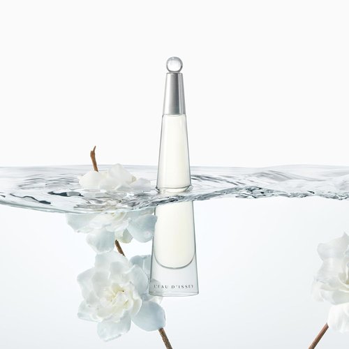 Issey Miyake L'Eau d'Issey Eau de Parfum | Floral Aquatic Women's Fragrance - Notes of Lily & Rose Accord