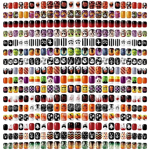 Halloween Short Fake Nails - 16 Pack Stylish Pattern Ghost Pumpkin Spider - Manicure Tips