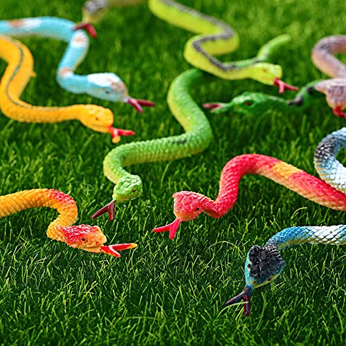 12 Pcs Small Plastic Fake Snakes Halloween Rubber Serpent Toys - Variation 12