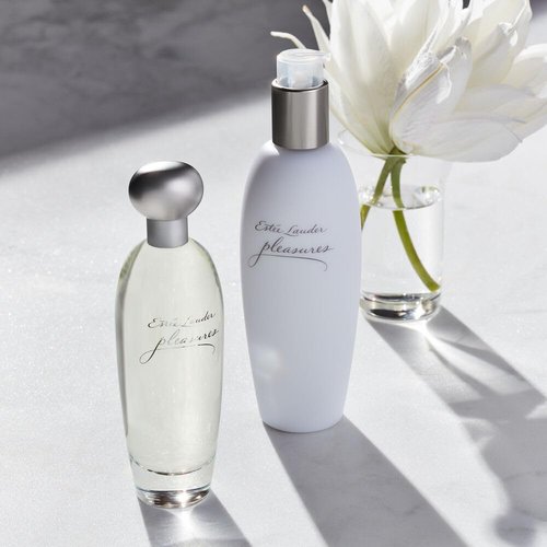 Estée Lauder Pleasures Body Lotion - Fragrant Lilies, White Peonies & Jasmine | 8.4 Fl Oz