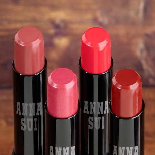 ANNA SUI Rouge Red - Lipstick - Development of Rich, Vivid Color - Rich Texture - Sculpted Form - Long-Lasting - Gorgeous and Bold - 400 Allure Red - 0.12 oz.