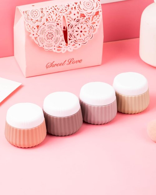 Mrsdry Travel Containers - TSA Approved Silicone Toiletry Jars | 4 Pack with Clear Bag, Leak Proof