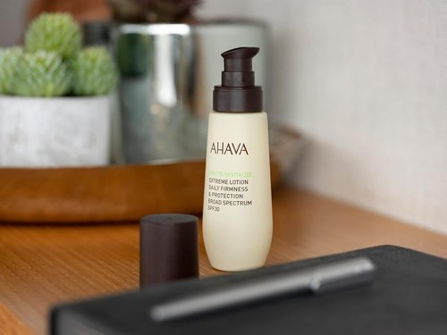 AHAVA Extreme Lotion - Daily Firmness & Protection with Broad Spectrum SPF30 | Lightweight, Moisturizing Hydration, 1.7 Fl. Oz