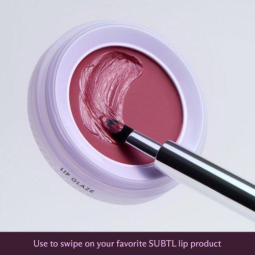 Subtl Beauty Retractable Lip Brush – Sleek, Travel Lip Brush Keychain for Precise Application