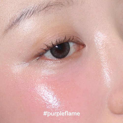glow liquid blush #purpleflame | lightweight | dewy radiant finish | buildable, long-lasting colour | 3‑layer oil blush | healthy glow for cheeks | 2.7 oz