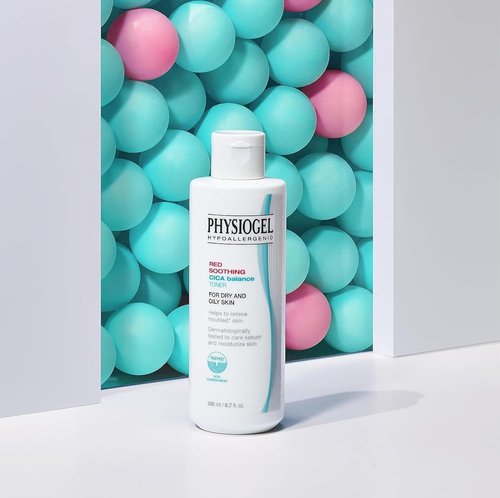 Physiogel Red Soothing Cica Balance Toner, Manages Skin Troubles, Refines Pores, Controls Sebum, Moisturizing, Cica, PEA, Niacinamide, Panthenol, Hypoallergenic Face Toner for Men & Women