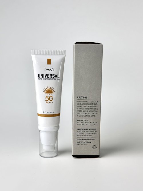 VGO Tinted Sunscreen for Face SPF 50, Hydrating Sun Essence Leaves No Sticky Feeling Travel Size Sunscreen Against UVA and UVB Rays 50ml / 1.7oz