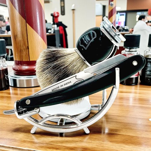 Chrome Razor and Shaving Brush Stand - Holds Straight Edge Razors, Barber Razors, Long Handle Double Edge Safety Razors, Cartridge Razors & Shave Brush