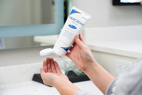 Vanicream Hair Styling Gel - Fragrance-Free & Gluten-Free Formula for Sensitive Skin | 7 Oz