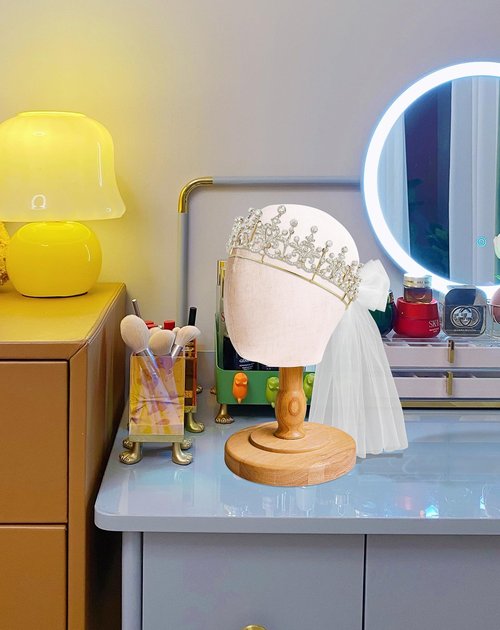 CHADWICK UnPinnable Baby Mannequin Head - Wig Stand for Kids, Plastic Model for Hats, Wigs, Glasses, Scarves Display - Baby Girl Children Hat Stand, Canvas Block Manikin for Home, Salon (47cm)