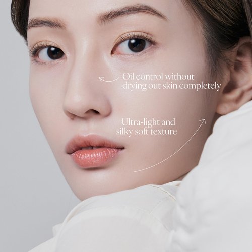 BAKED POWDER 003 MILKY VIOLET, Terra-Cotta Facial Powder, Crease-free, Smudge Free & Weightless Setting powder (6.2g, 0.014 oz.)