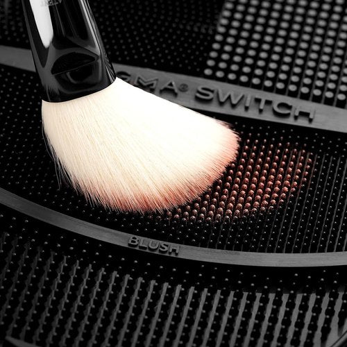 Sigma Beauty Switch - Silicone Makeup Brush Cleaner for Effortless Shade Switching | Full Size Cleaning Mat