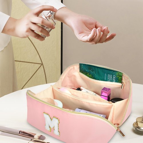 for Valentines Day Gifts, Makeup Bag for Women, PU Leather Travel Toiletry Bags, Initial Make Up Cosmetic Pouch for Teen Girls, Wide Open Portable Skincare Bag, Personalized Birthday Gifts, Pink M