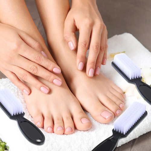 Patelai 15 Pieces Nail Brush Handle Grip for Cleaning Fingernails Toes Scrub Manicure Pedicure(Black)