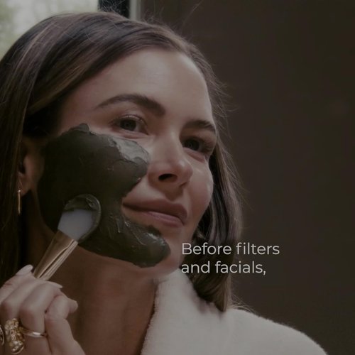 Borghese Advanced Fango Active Mud Mask for Face and Body - Exfoliating to Purifying Face Mask with Bentonite Clay & Hyaluronic Acid For Normal, Combination & Oily Skin, 2.7 Ounce - Tube
