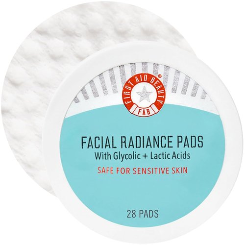 First Aid Beauty - Daily Exfoliating Facial Radiance Pads with AHA | Visibly Smaller Pores, 28 Count