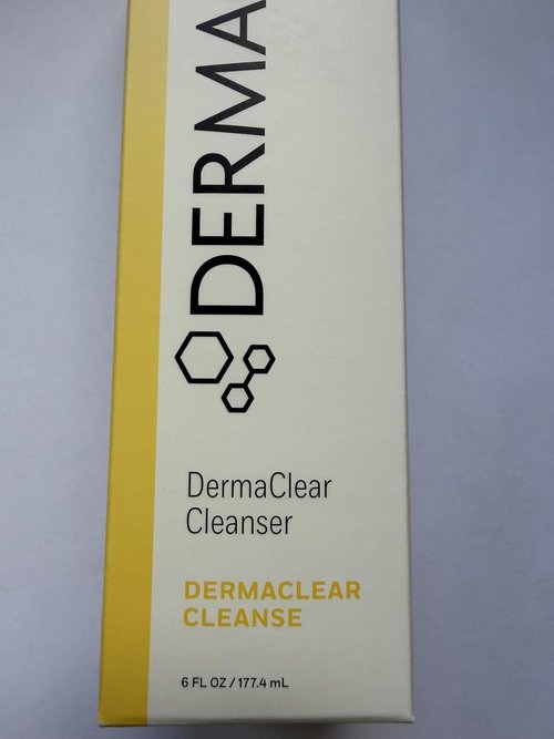 Derma Quest DermaClear Cleanser with Mandelic Acid - Gentle Exfoliation | 6oz/177ml