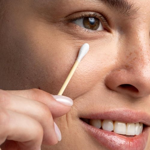 Cliganic Organic Bamboo Cotton Swabs, 400 Count - 100% Pure Natural Cotton, Chlorine-Free Hypoallergenic, Soft, Gentle & Absorbent Buds