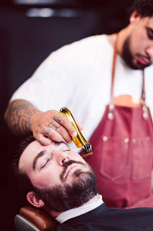 Supreme Trimmer T-Shaper ST5200 – Gold Cordless Liner & Beard Edger for Men | Professional Zero Gap Barber Clippers | Lightweight, Long Battery, LED Display