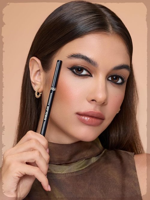 SheGlam Smoke Clouds Eyeliner - Creamy Matte Finish for Versatile Looks | Jet Set