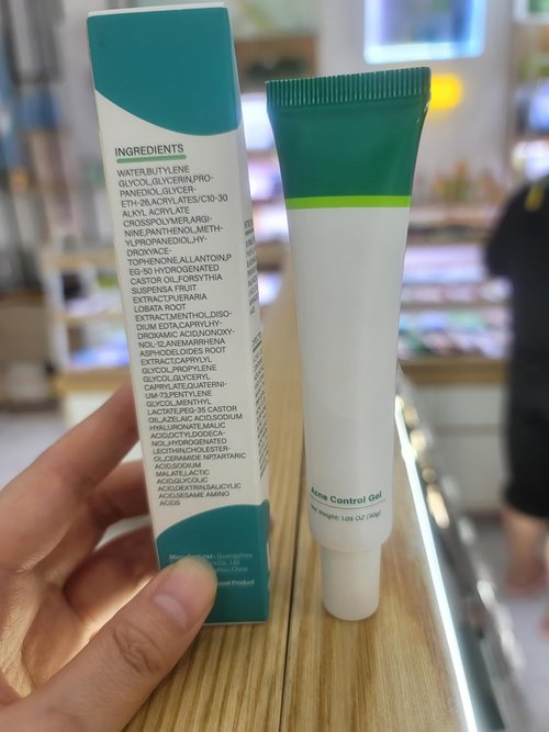Regine Switzerland Azelaic Acid Serum 10% - Acne Treatment Gel with Salicylic Acid for Clear Skin | 1.7 oz