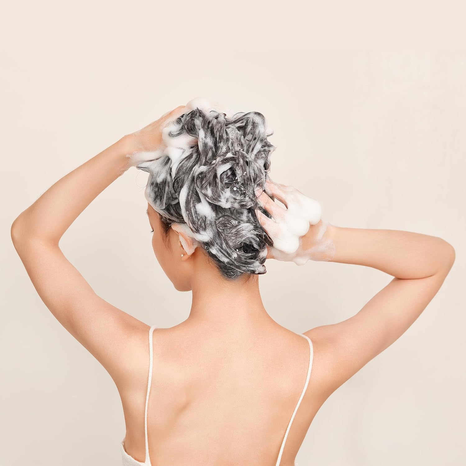 ALFAPARF MILANO Purple Shampoo - Neutralizes Brassy Tones for Blonde & Silver Hair - Hydrating & Strengthening Formula