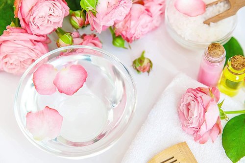 Rose Hydrosol Water - 32 oz - Pure Rose Hydrosol – Hydrating Face Toner Rose Water for Skin and Hair, Linen Spray for Sheets, Room Freshener, Body Spray by Organic Pure Oil - Packaging May Vary