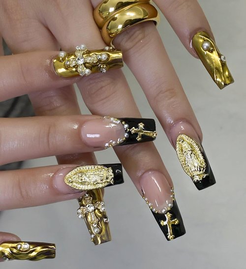 128PCS Gold Nail Charms Set with Rhinestones and Gems, Rose, Hearts, Cross and Virgin Mary - Y2K 3D Shiny Jewelry Nail Accessories Supplies