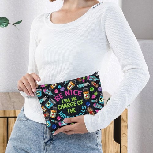 G2TUP RX Pharmacy Technician Funny Makeup Bag I am in Charge of the Happy Pills Gift for Pharmacy Graduation (Be Nice I am New)