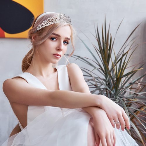 BBTO 10 Pcs Crystal Tiara and Crowns for Women Girls Princess Rhinestone Crown Queen Headbands with Combs Bride Tiaras for Christmas Birthday Party Gifts Wedding Prom Hair Accessories(Silver)