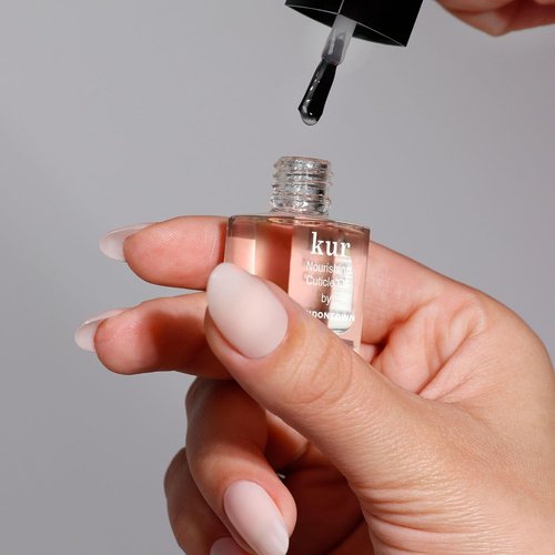 LONDONTOWN Nourishing Cuticle Oil - Deeply Moisturizing Formula for Soft, Healthy Nails | Vegan & Cruelty-Free