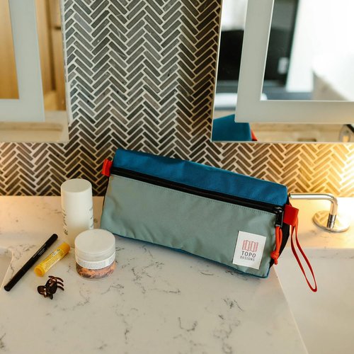 Topo Designs Unisex Dopp Kit, Olive/Olive, One Size