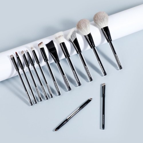 KENCOLOR Makeup Brush Set Professional with Case – Premium Natural Hair Bristles Make up Brushes & High-End Soft Synthetic, Acrylic Handle, Dense & Non-Absorbent, for Flawless Application